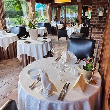 Hotel Logis Hotel Le Menobu 3*