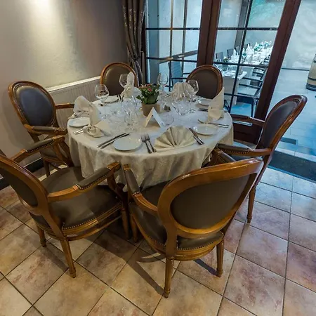 Otel Logis Le Menobu