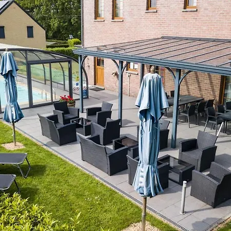 Logis Hotel Le Menobu Hotel 3*